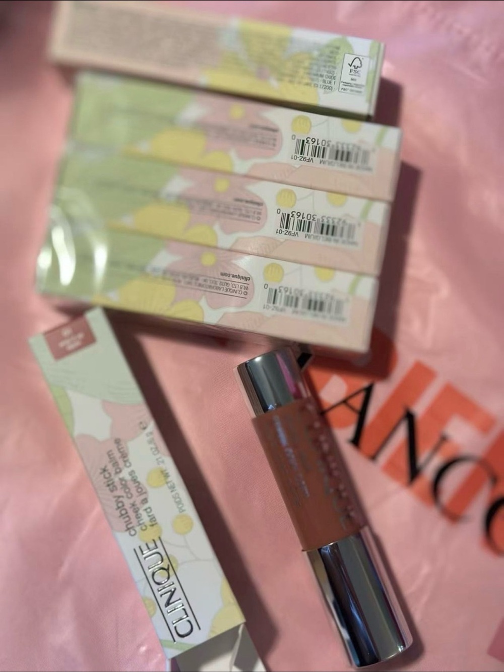 Clinique Chubby Stick Moisturizing Lip Balm — Nude Pink